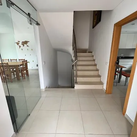 With Views Over The Atlantic Ocean And Swimming Pool Villa *