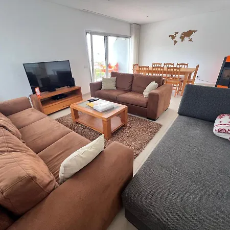 Вилла With Views Over The Atlantic Ocean And Swimming Pool Famalicao